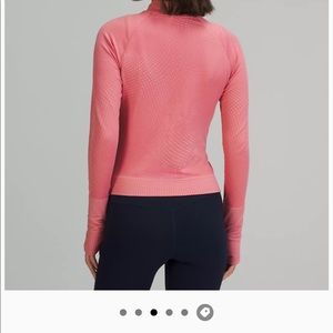 Brand new with tags lululemon rest less crop half zip